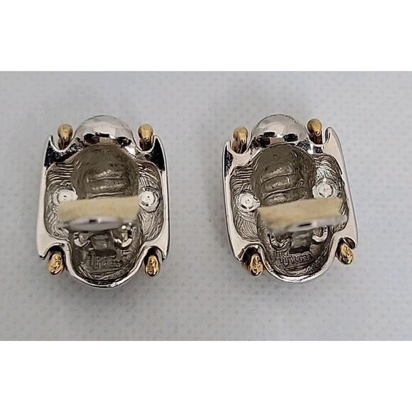 Vintage T*J High-End Renaissance Revival Design Clip-on Earrings Gold/Silvertone - Picture 11 of 15